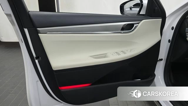 Hyundai The New Grandeur IG Hybrid id 4671007 из Кореи 16