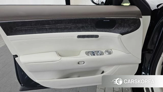 Genesis G90 (RS4) id 4540706 из Кореи 16