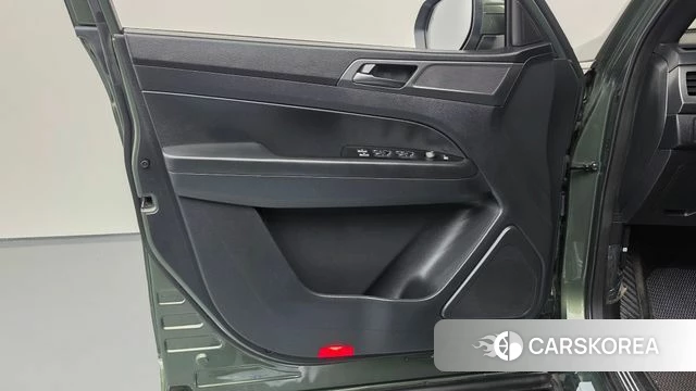 Ssangyong The New Rexton Sports Cannes id 4706940 из Кореи 16