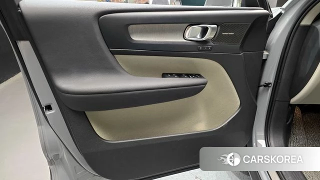 Volvo XC40 id 4280255 из Кореи 16