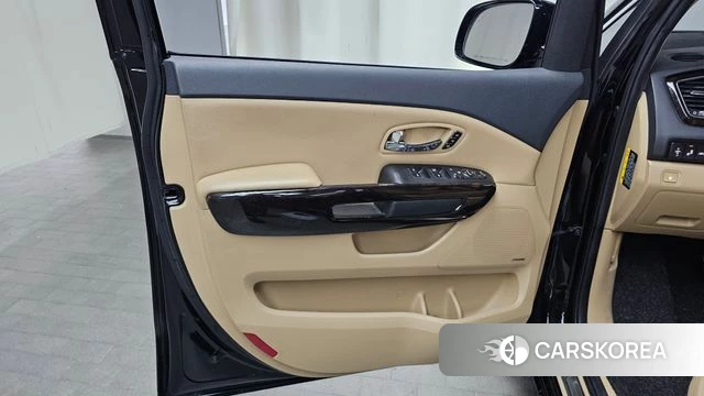 Kia The New Carnival id 4411229 из Кореи 16