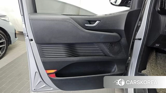 Hyundai Staria id 4922821 из Кореи 16