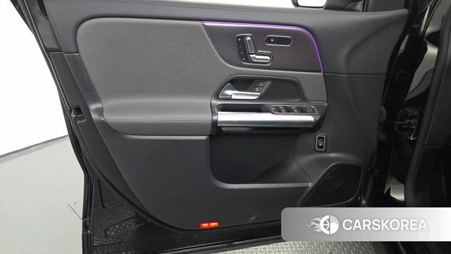 Mercedes-Benz EQA H243 id 4322858 из Кореи 16