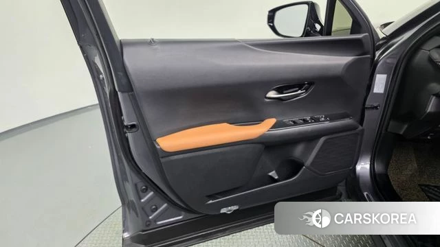 Lexus UX250h id 4626017 из Кореи 16