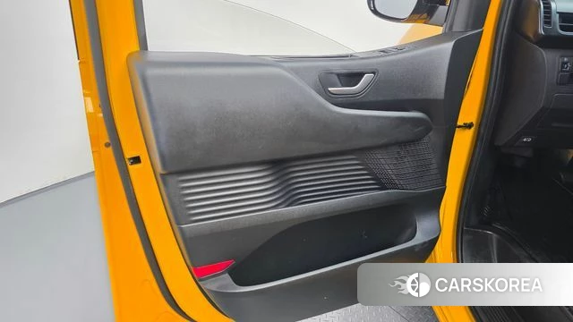 Hyundai Staria id 4433443 из Кореи 16