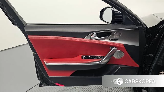 Kia Stinger id 4339470 из Кореи 16