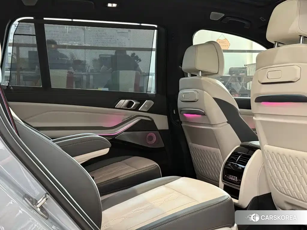 BMW X7 id 4600499 из Китая 16
