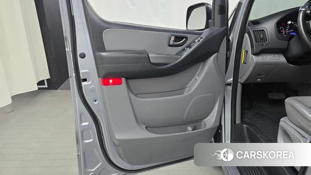 Hyundai The New Grand Starex id 4658300 из Кореи 16