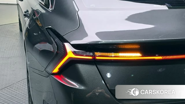 Kia The New K8 Hybrid id 4279950 из Кореи 16