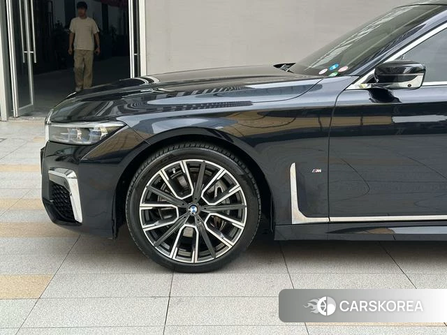 BMW 7 series id 4262592 из Китая 16