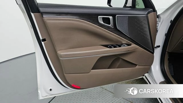 Kia K8 Hybrid id 4682479 из Кореи 16