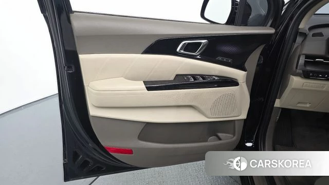 Kia Carnival 4th generation id 4624760 из Кореи 16