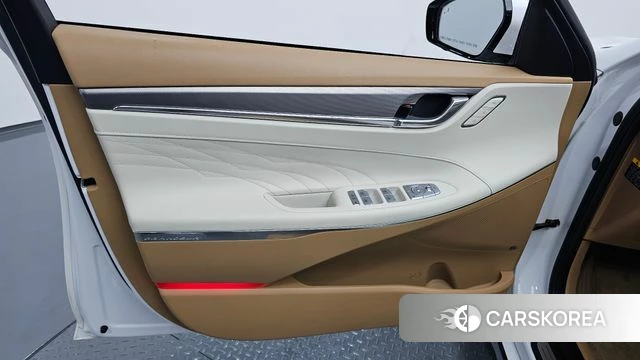 Hyundai The New Grandeur IG id 4350855 из Кореи 16