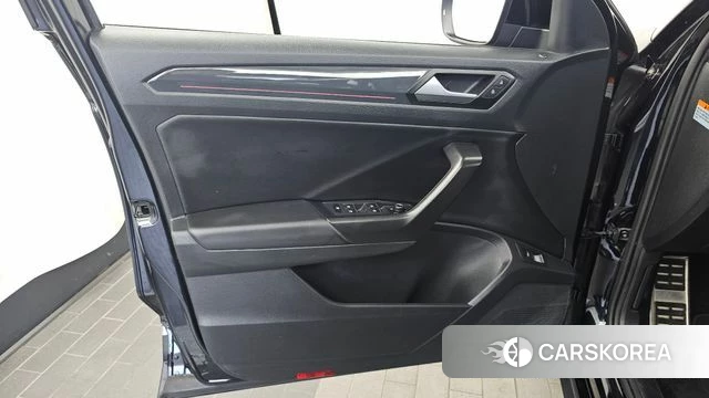 Volkswagen T-Roc id 4324262 из Кореи 16