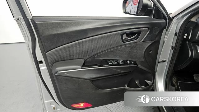 Ssangyong Berry New Tivoli id 4383445 из Кореи 16