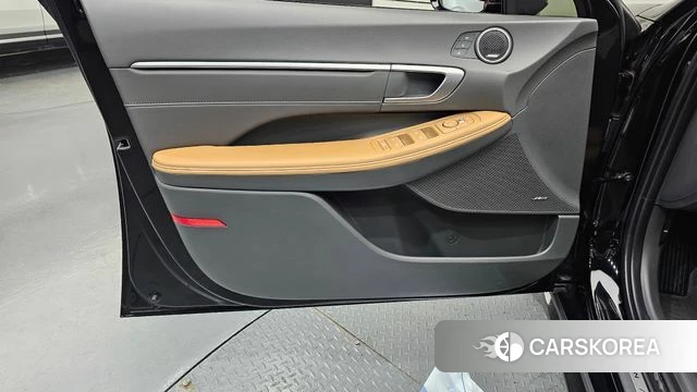 Hyundai Sonata D Edge Hybrid (DN8) id 4468953 из Кореи 16
