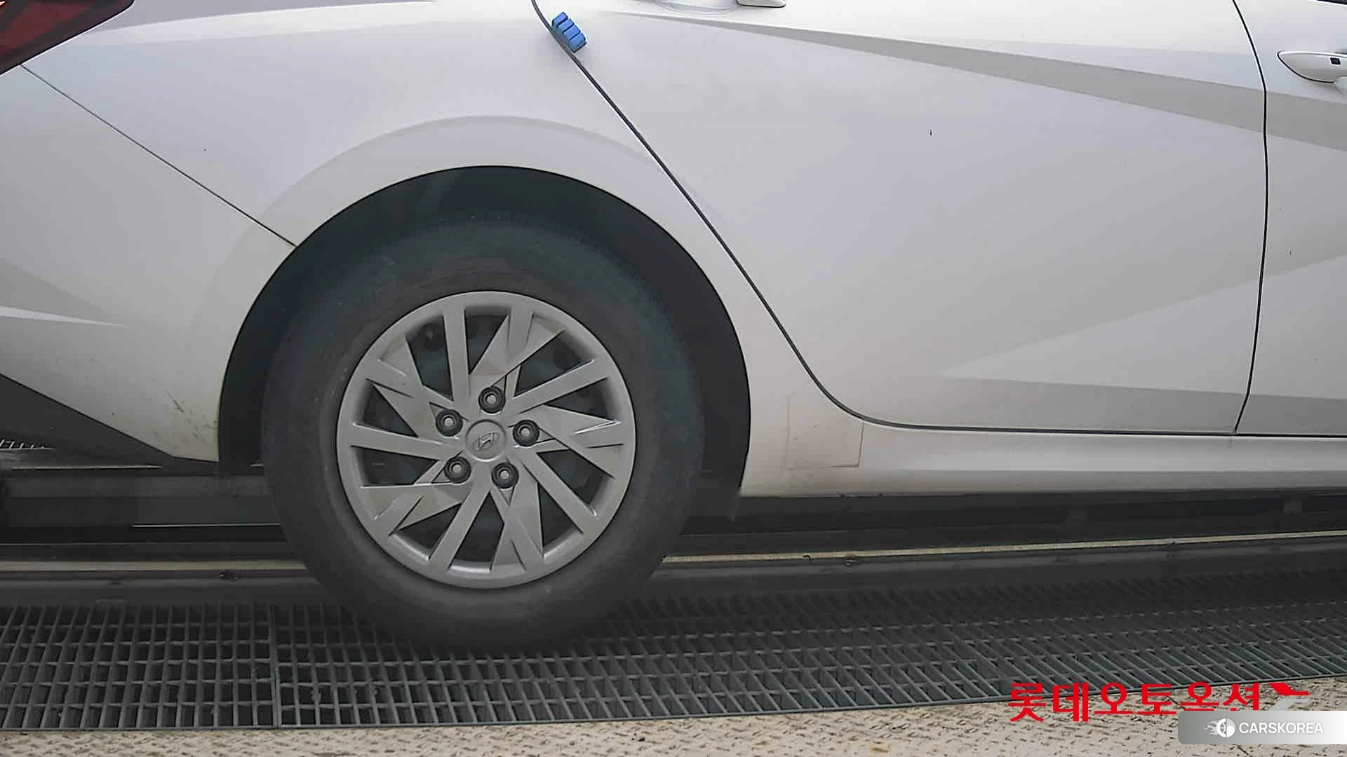 Hyundai Avante id 4902385 из Кореи 16