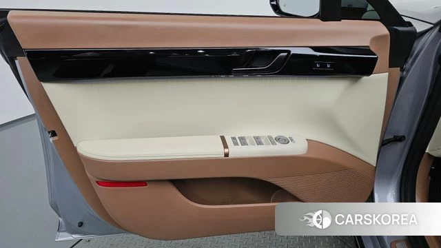 Hyundai Grandeur (GN7) id 4549282 из Кореи 16