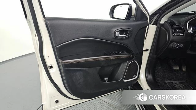 Jeep Compass 2nd Generation id 4620174 из Кореи 16
