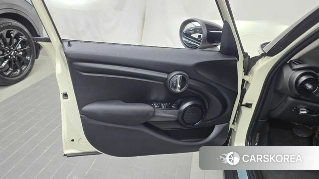 Mini Cooper id 4741763 из Кореи 16