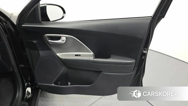 Kia Niro Plus id 4740392 из Кореи 16