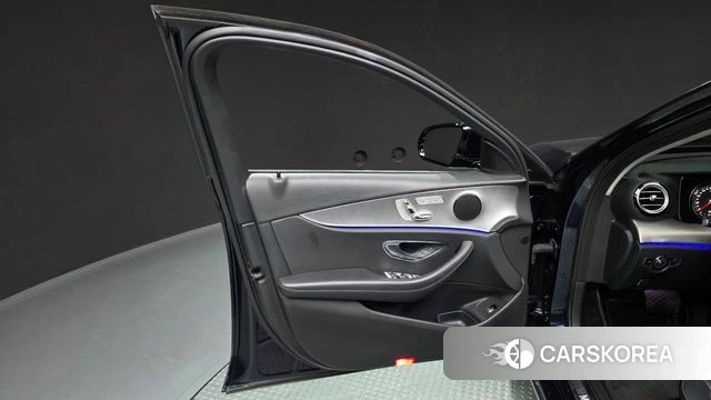 Mercedes-Benz E-Class W213 id 4188633 из Кореи 16