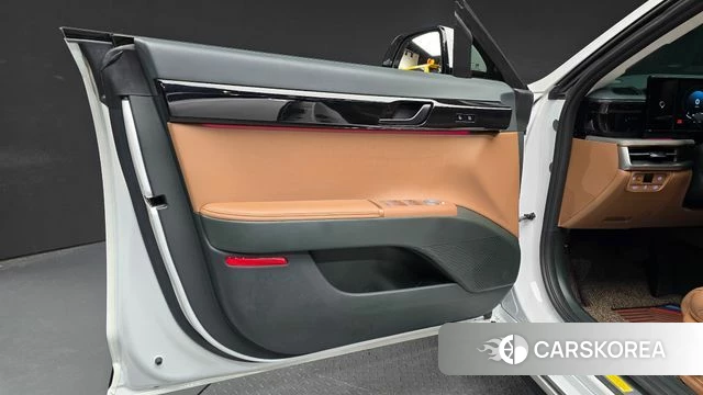 Hyundai Grandeur Hybrid (GN7) id 4623042 из Кореи 16