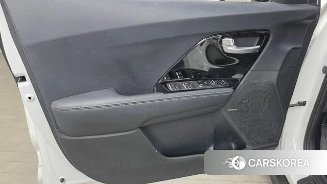 Kia Niro EV id 4304214 из Кореи 16