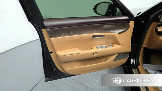 Genesis G90 (RS4) id 4343325 из Кореи 16