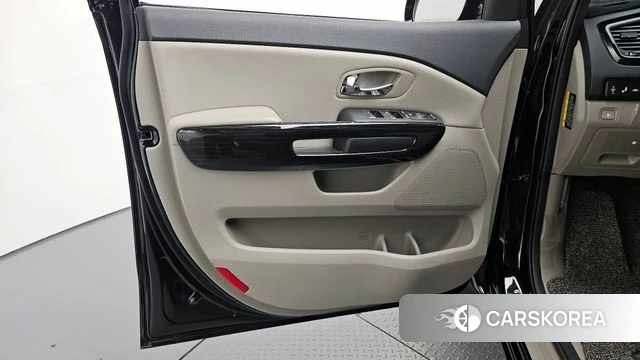Kia The New Carnival id 4331076 из Кореи 16