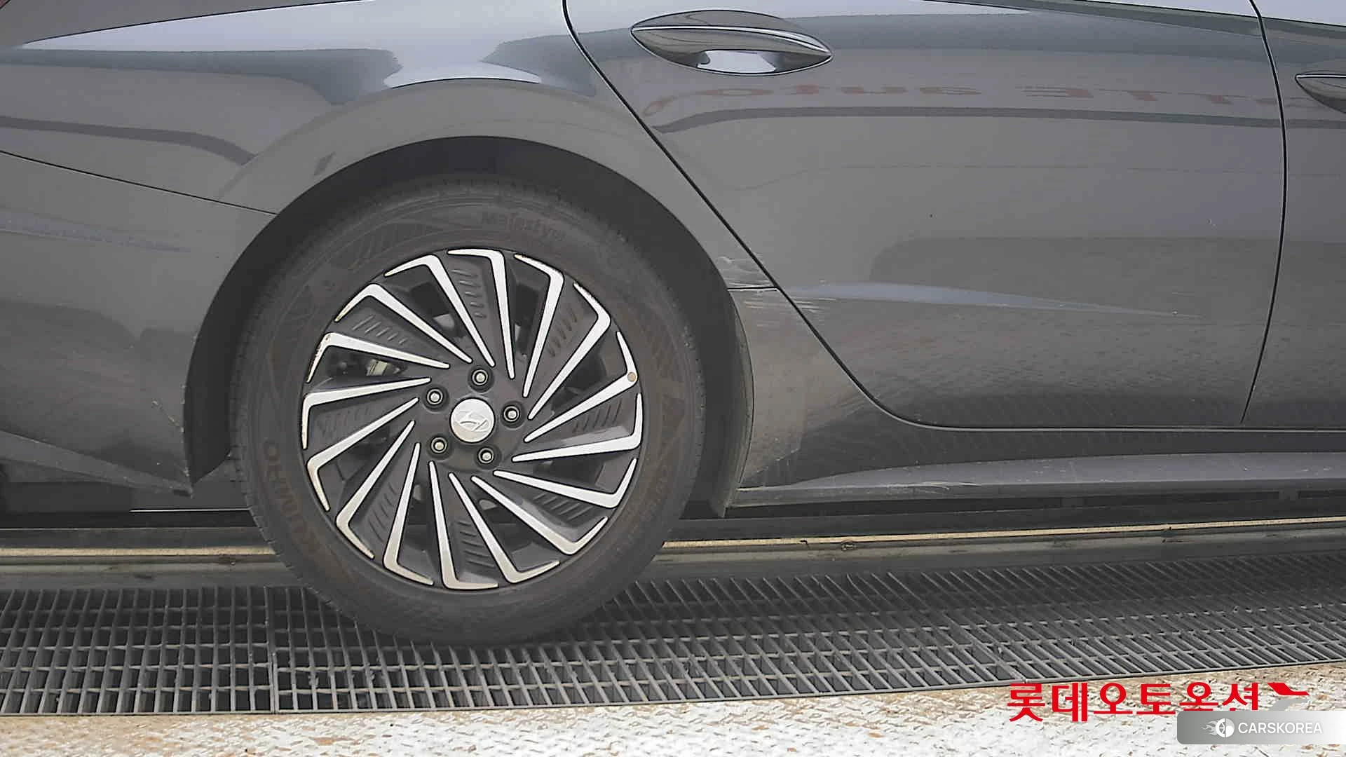 Hyundai Sonata Hybrid id 4498345 из Кореи 16