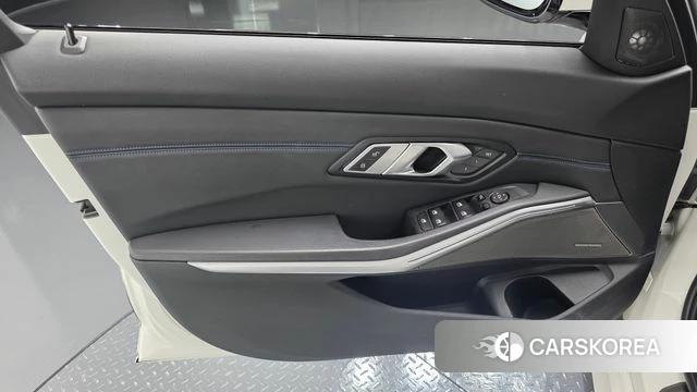 BMW 3 Series (G20) id 4759637 из Кореи 16