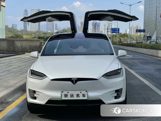 Tesla Model X id 4227855 из Китая 16