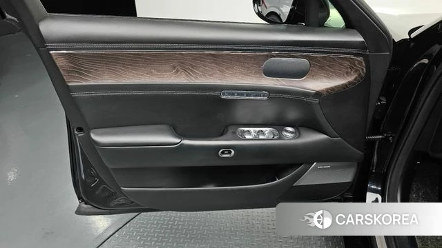 Genesis G90 (RS4) id 4720620 из Кореи 16