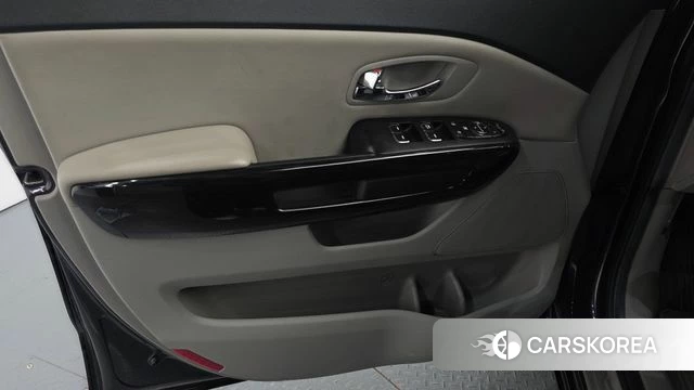 Kia The New Carnival id 4311080 из Кореи 16