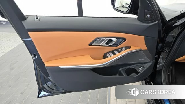 BMW 3 Series (G20) id 4862842 из Кореи 16