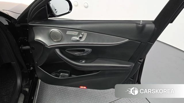 Mercedes-Benz E-Class W213 id 4873608 из Кореи 16