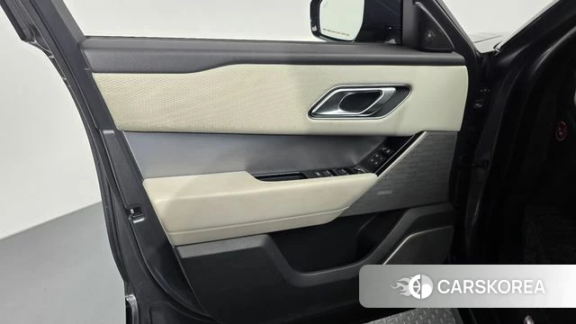 Land Rover Range Rover Velar id 4424916 из Кореи 16