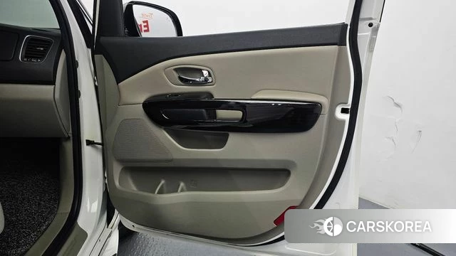 Kia The New Carnival id 4530484 из Кореи 16