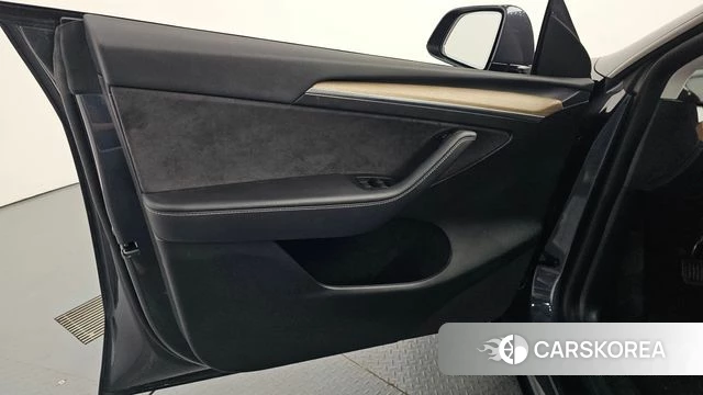 Tesla Model Y id 4337116 из Кореи 16