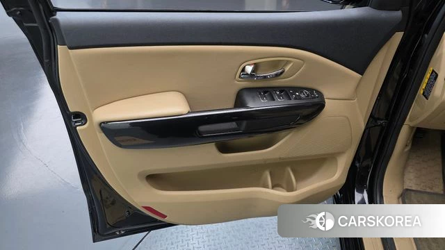 Kia The New Carnival id 4520510 из Кореи 16