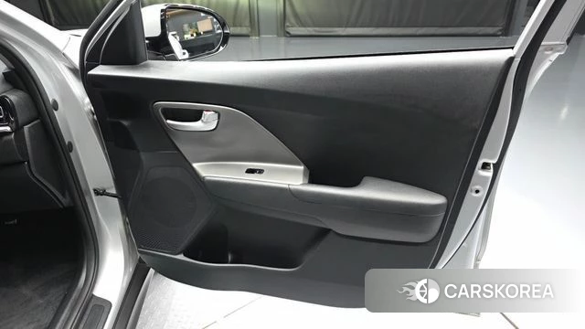 Kia Niro Plus id 4899032 из Кореи 16