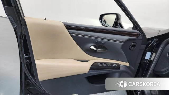 Lexus ES300h 7th generation id 4285754 из Кореи 16