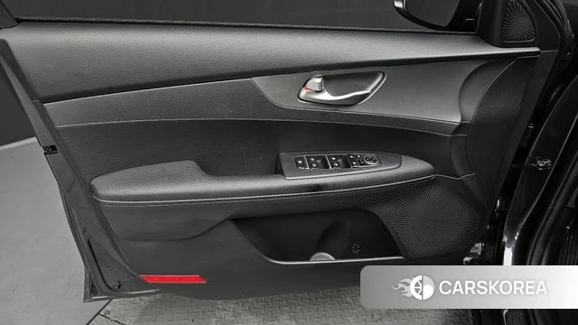 Kia Come New K3 id 4615000 из Кореи 16