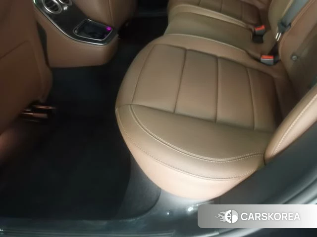 Mercedes-Benz E-class id 4218667 из Китая 16