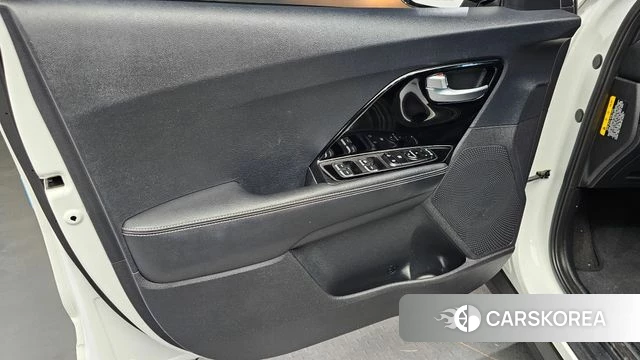 Kia The New Niro id 4900239 из Кореи 16