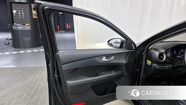 Kia Come New K3 id 4225645 из Кореи 16