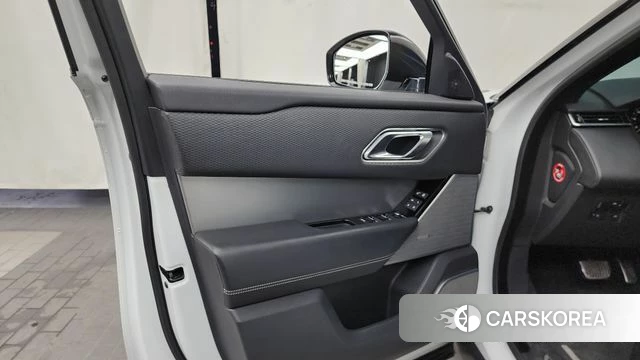 Land Rover Range Rover Velar id 4596502 из Кореи 16