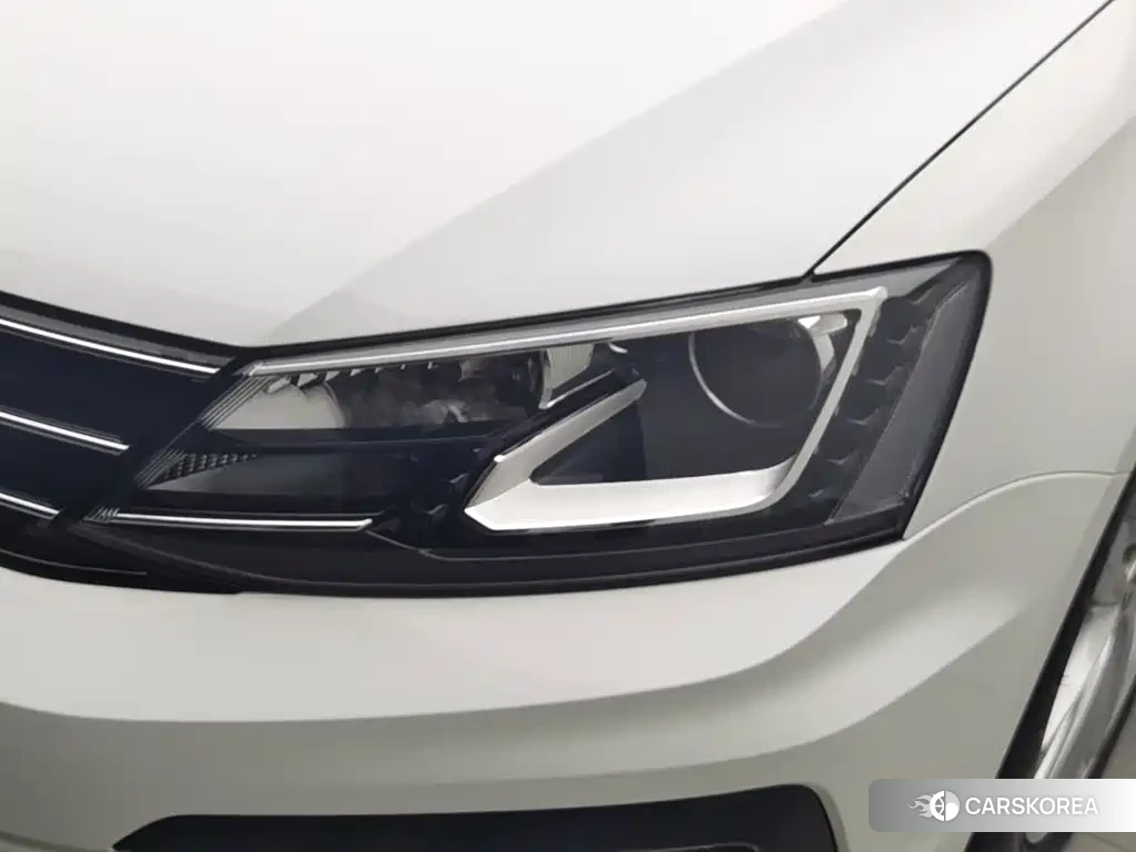 Volkswagen Sagitar id 4600772 из Китая 16