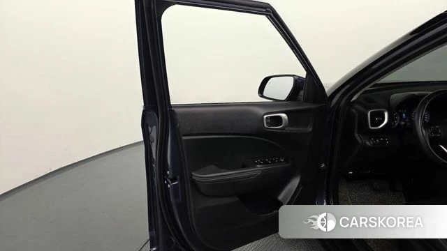 Hyundai Venue id 4470685 из Кореи 16